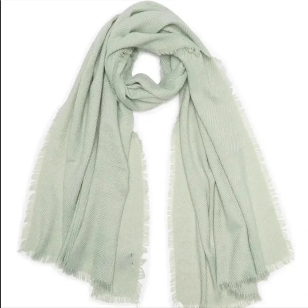 Vince Camuto scarf aqua with silver fibers & fringe hemlines.